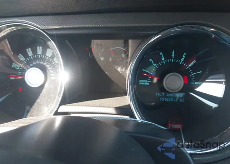 2012 Ford Mustang V6 z USA, uszkodzony, nr VIN 1ZVBP8AM0C5241856